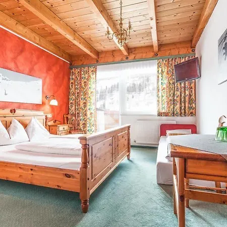 Austria 3*