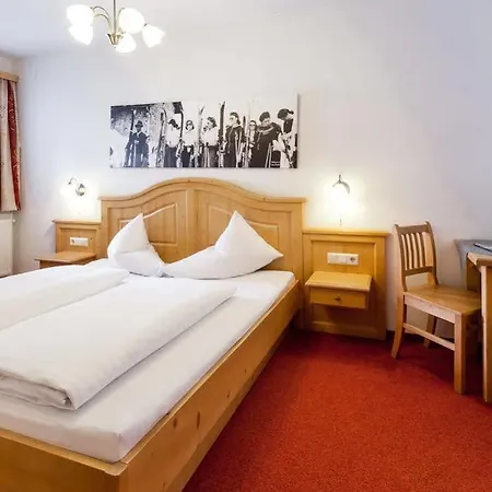 Austria Hotel 3*